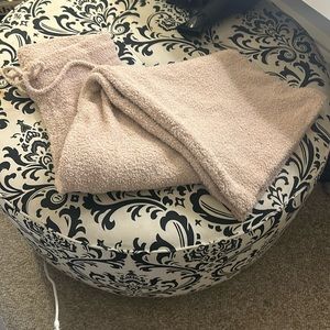 COPY - Wide leg fuzzy pant medium